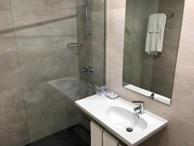 Hotel Ciudad De Fuenlabrada Eksteriør billede