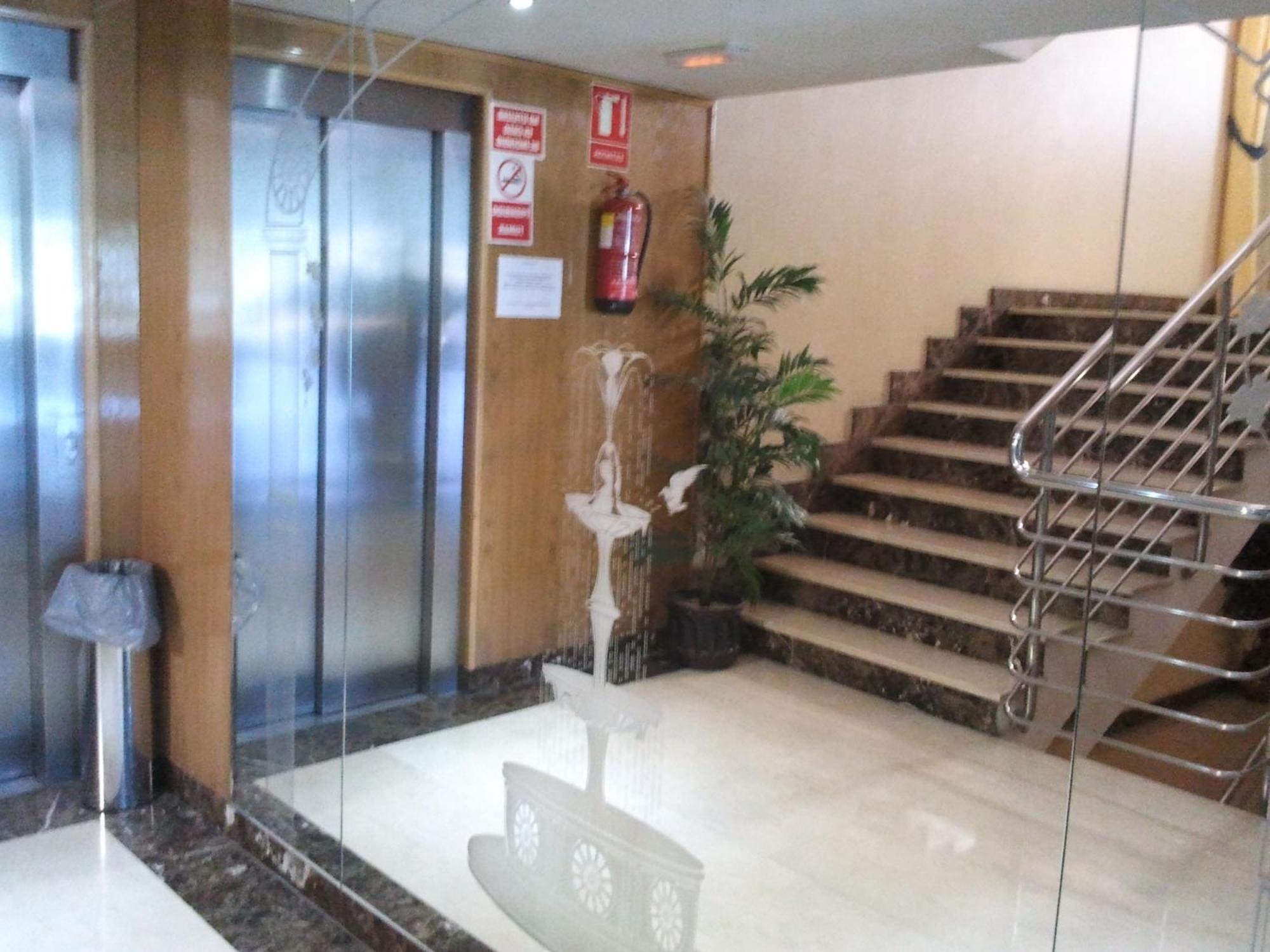 Hotel Ciudad De Fuenlabrada Eksteriør billede