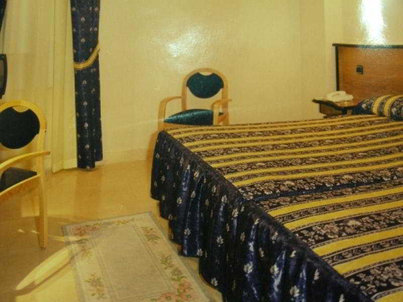 Hotel Ciudad De Fuenlabrada Eksteriør billede