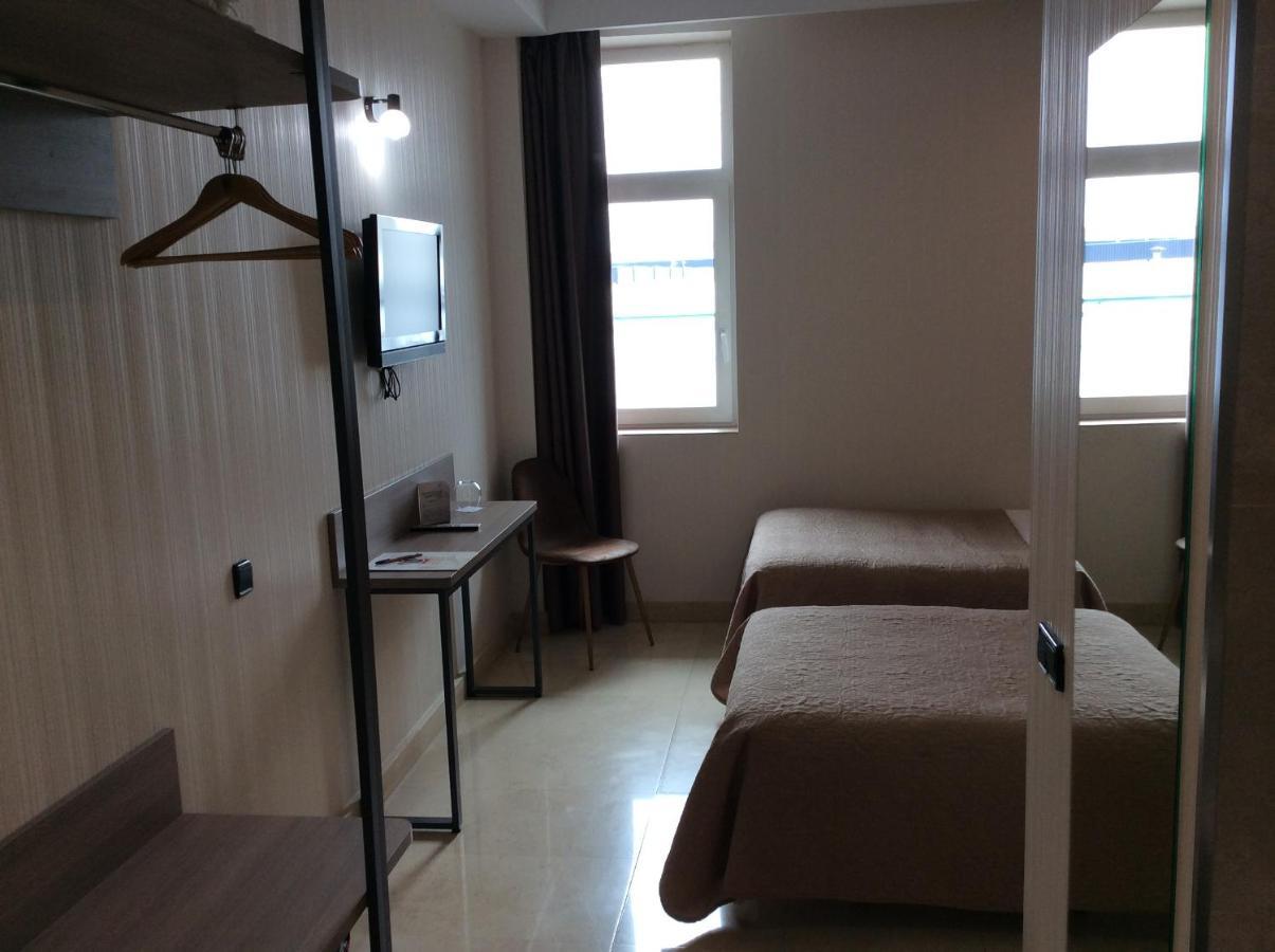 Hotel Ciudad De Fuenlabrada Eksteriør billede